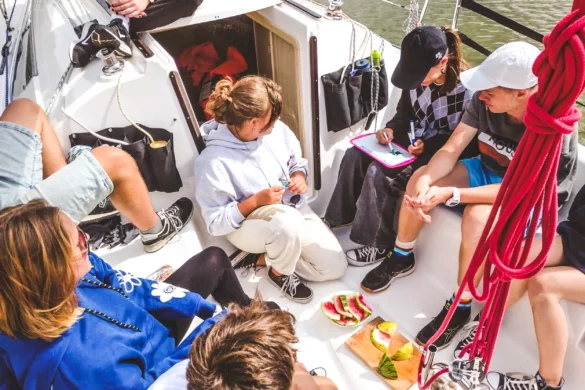 MOR-7 zajęcia żeglarskie na obozie