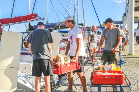 zaopatrzenie na obozie żeglarskim jedzenie na jachcie