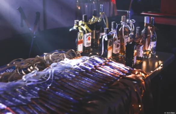 puchary dla zwycięzców regat