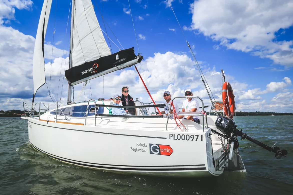 najlepszy kurs żeglarstwa na Mazurach