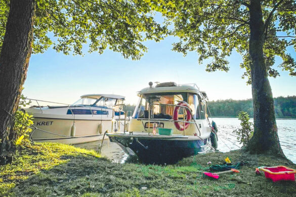 łódka do pływania z rodziną wynajem housboot hauseboat