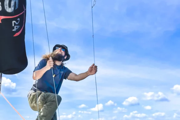 uczestnik obozu żeglarskiego